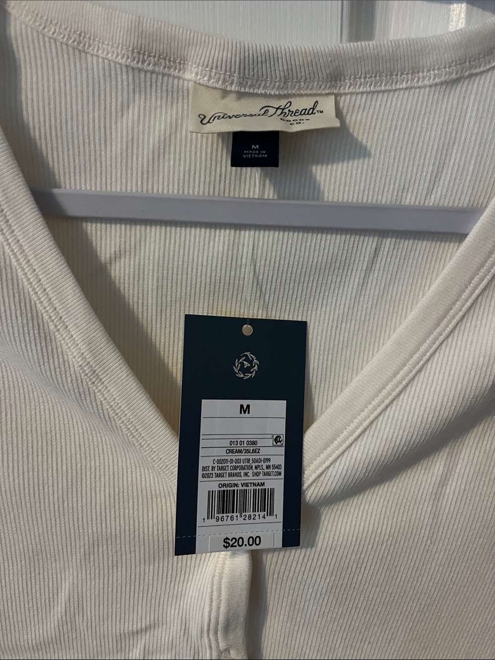 Universal Thread Cream Ribbed V‑Neck Button‑Front Short Sleeve Top - Picture 2 of 3